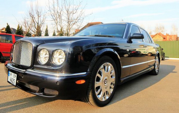 346 Vip-авто Bentley Arnage 2006 аренда с водителем - Киев 0