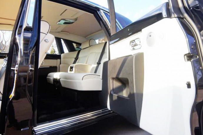 348 Rolls Royce Phantom 2008 аренда с водителем - Киев 3