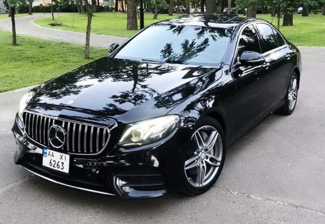 101 Mercedes W213 E300 аренда с водителем - Киев 2