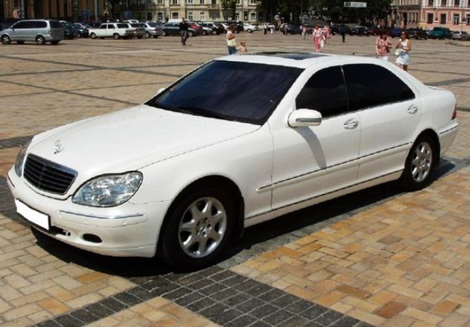 120 Mercedes W220 S500l White аренда с водителем - Киев 0