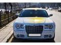 103 Chrysler 300C заказать на прокат - Киев 1