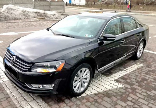 340 Volkswagen Passat B7 черный аренда с водителем - Киев 0