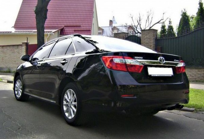 154 Toyota Camry V50 New 2013 года аренда с водителем - Київ 1