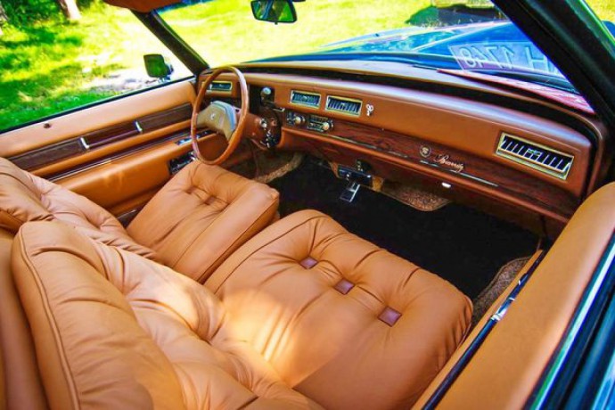 192 ретро автомобиль Cadillac Eldorado голубой Cabrio аренда с водитель - Киев 9