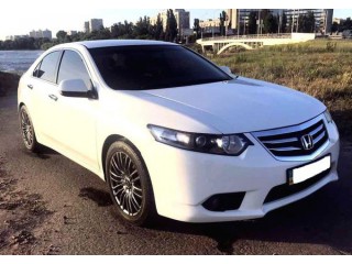 146 Honda Accord белая аренда с водителем - Киев