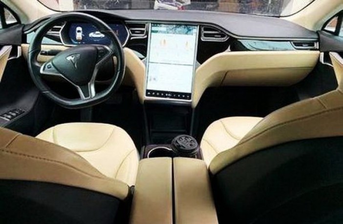 365 Tesla Model S 75D белая - Киев 9