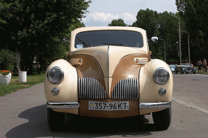 199 ретро автомобиль Lincoln Zephyr аренда с водителем - Киев 1