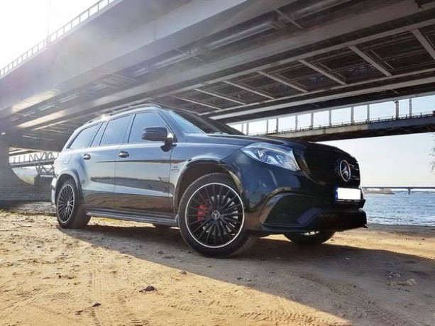 208 Внедорожник Mercedes GLS 63 AMG черный 2018 - Київ 0