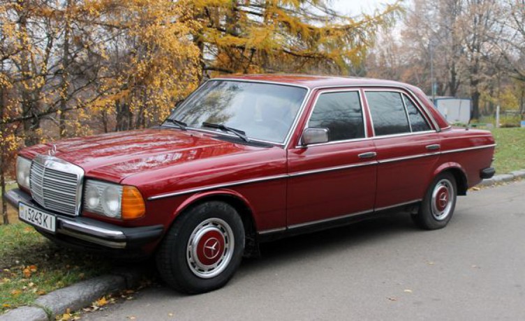 216 ретро автомобиль Mercedes W123 аренда с водителем - Київ 1