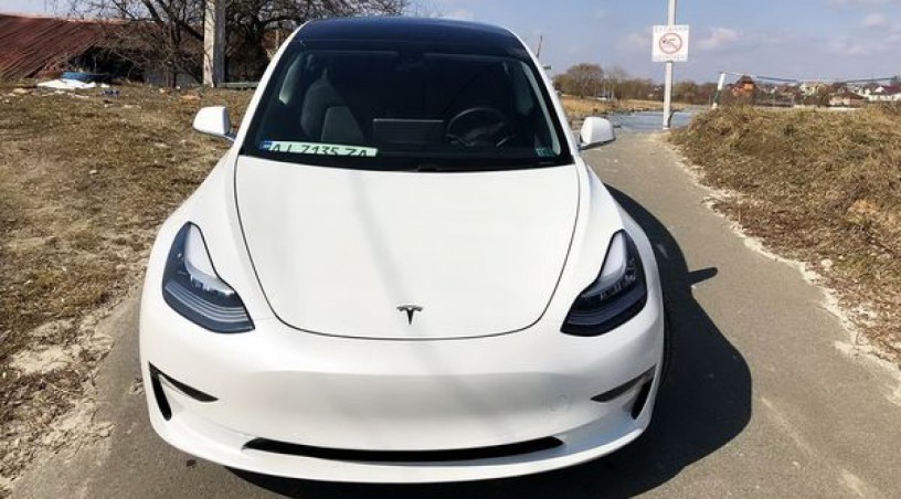 242 Авто на свадьбу TESLA Model 3 (ТЕСЛА) белая - Киев 1