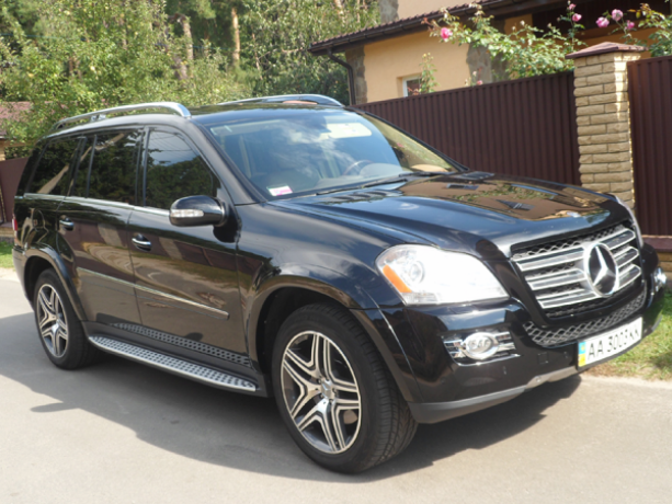 254 внедорожник Mercedes Gl550 Amg аренда с водителем - Киев 3