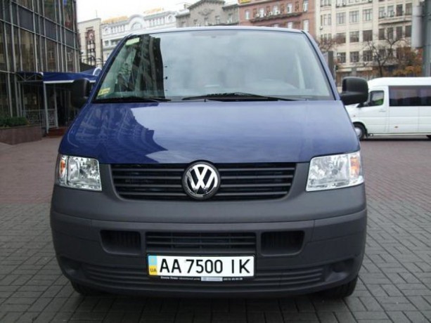 293 микроавтобус Volkswagen T5 Caravelle прокат с водителем - Киев 4