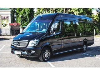 181 микроавтобус Mercedes Sprinter черный Vip класса аренда с водителем - Київ