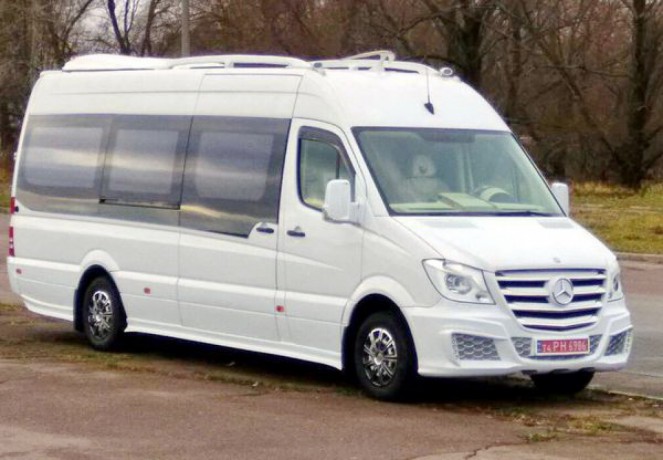 302 микроавтобус Mercedes Sprinter Vip 2018 аренда с водителем - Киев 1