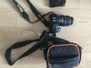 Зеркальный фотоаппарат Nikon D 3100 - полный комплект, пробег 2200 - Киев