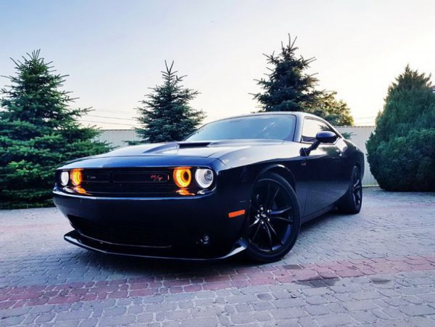 Тест драйв спорткара Dodge Challenger RT 2018 года 6.4 л - Киев 4