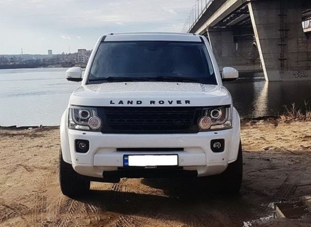 394 Внедорожник Land Rover Discovery 4 белый аренда - Киев 5