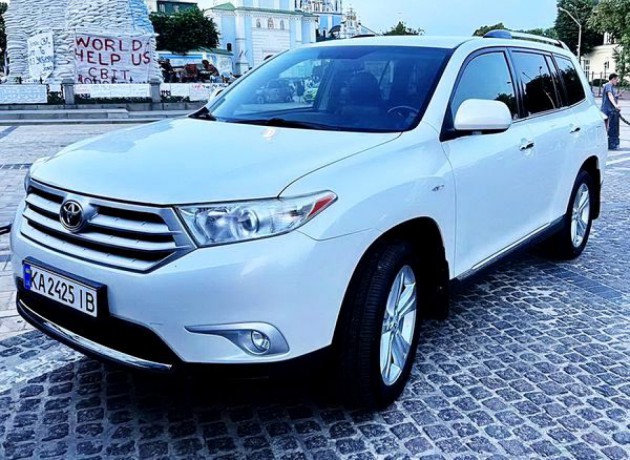 037 Внедорожник Toyota Highlander белая заказать - Киев 1