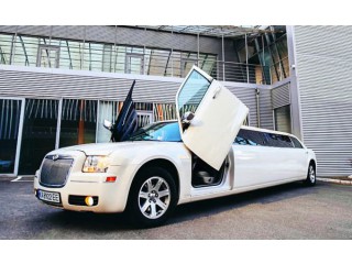 013 Лимузин Crysler 300C Limousine Tiffani в аренду - Киев