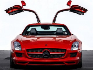 042 Mercedes Benz SLS AMG красный арендовать - Київ