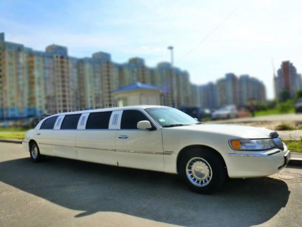 046 Лимузин Lincoln Town Car 120 ванильный - Киев 2